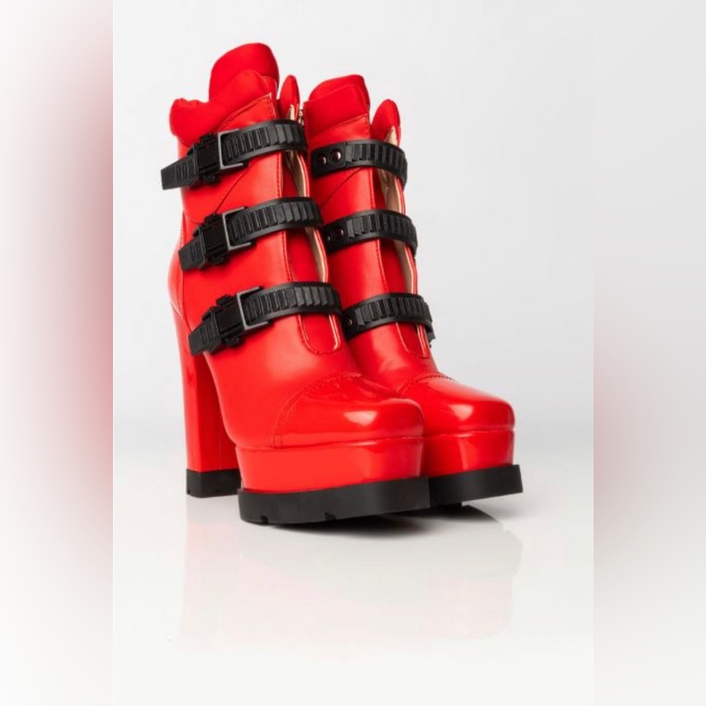 AZALEA WANG Boot